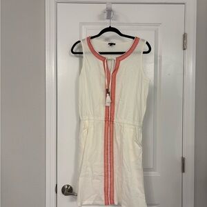 Talbots White Top with Coral Embroidery and Black Trim